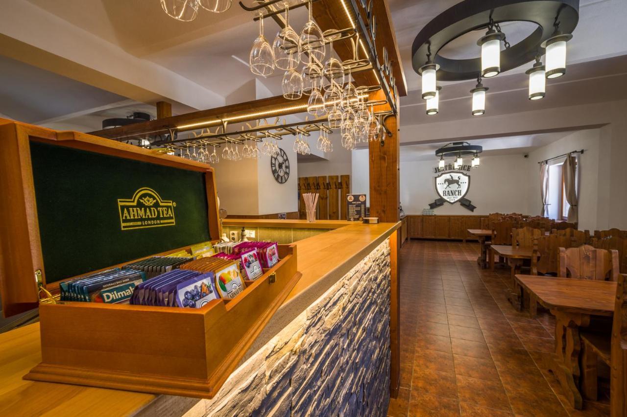 Hermanicky Ranch Jestrebice酒店 外观 照片
